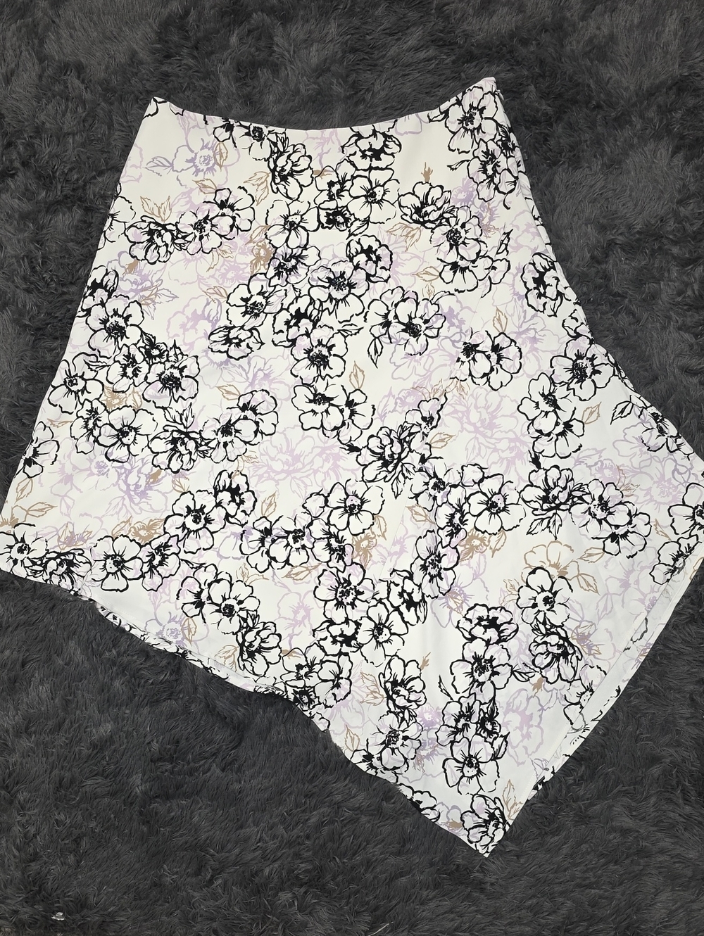White House Black Market- Asymmetrical Floral Skirt. Size 14 . NWT